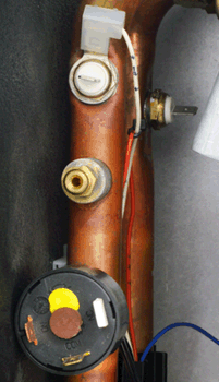 vl ecomax 824 thr flow & return in situ.gif